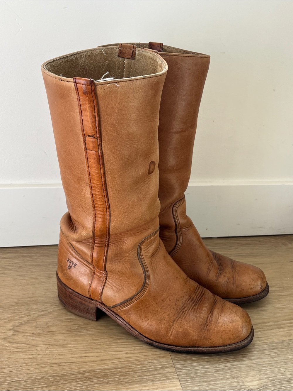 Vintage Frye Campus Boots - Picture 2 of 8